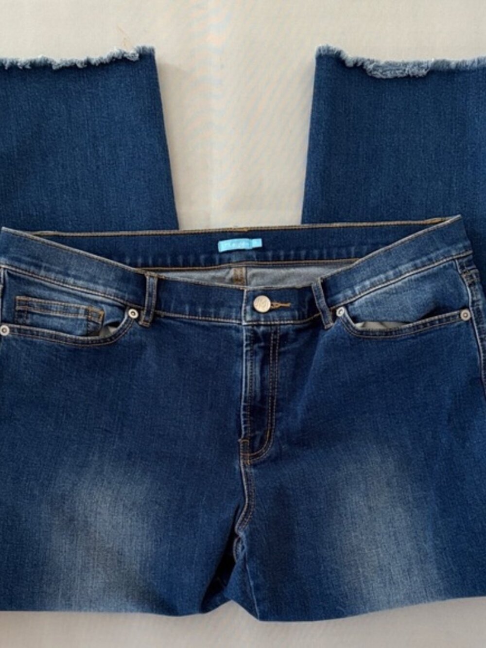 J. McLaughlin Women’s Jeans Cropped Teagan Style Raw Hem Straight Blue size 14